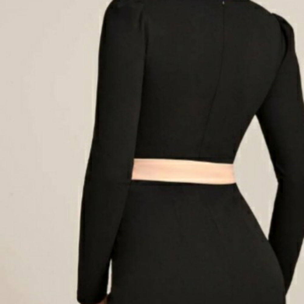 Dress - Picture 3 of 4